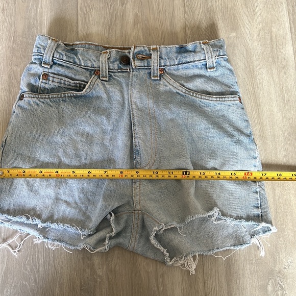Vintage Levi shorts redone - Picture 5 of 7